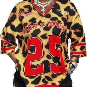 Trendy Women's Plus Size Leopard Mesh Graphic Shirt - Effortless Style